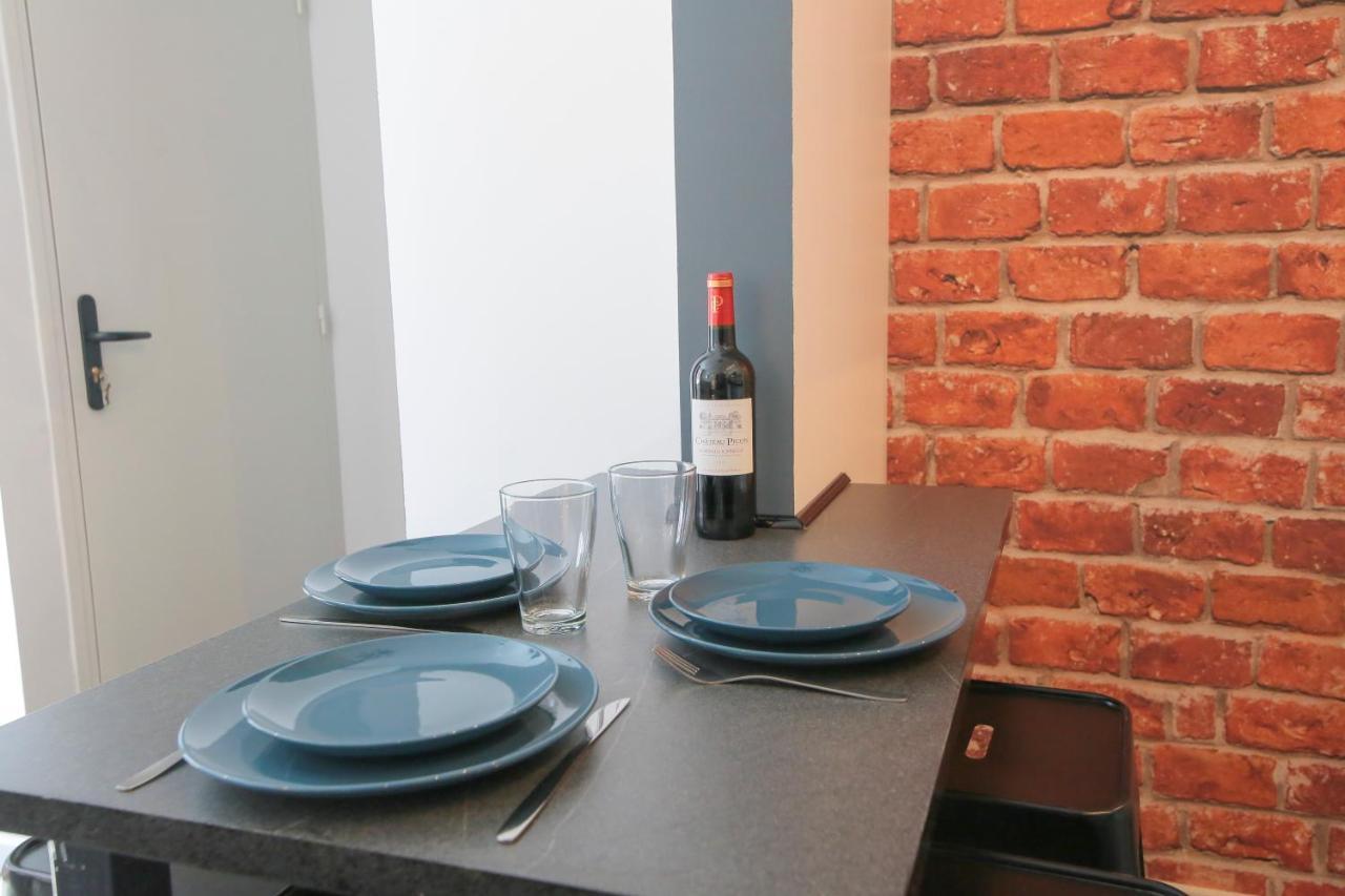 Le Retro, T2 Hypercentre Chic Et Cosy, Wifi Par Sovalfi Apartment Saint-Etienne  Ngoại thất bức ảnh